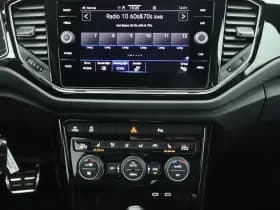 Volkswagen T-Roc 1.5 TSI 150pk DSG Sport Black Style Trekhaak Led Stoelverwarming Virtual Cockpit Navigatie thumbnail 16