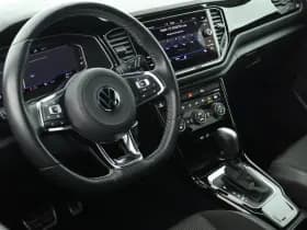 Volkswagen T-Roc 1.5 TSI 150pk DSG Sport Black Style Trekhaak Led Stoelverwarming Virtual Cockpit Navigatie thumbnail 3