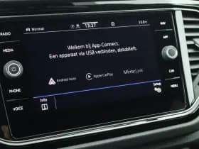 Volkswagen T-Roc 1.5 TSI 150pk DSG Sport Black Style Trekhaak Led Stoelverwarming Virtual Cockpit Navigatie thumbnail 25