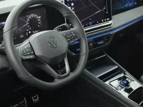 Volkswagen Tiguan 1.5 272pk eHybrid R-Line Edition Black Style Trekhaak 360Camera Keyless Massage Virtual Cockpit Panoramadak Navigatie thumbnail 3