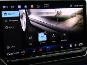 Volkswagen Tiguan 1.5 272pk eHybrid R-Line Edition Black Style Trekhaak 360Camera Keyless Massage Virtual Cockpit Panoramadak Navigatie thumbnail 32