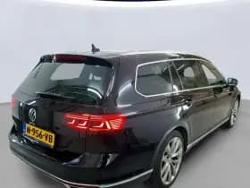 Volkswagen Passat Variant 1.4 TSI PHEV 218pk GTE Business Trekhaak Panoramadak Leder Stoelverwarming thumbnail 9