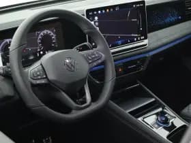 Volkswagen Tiguan 1.5 272pk eHybrid R-Line Edition Black Style Trekhaak 360Camera Keyless Massage Virtual Cockpit Panoramadak Navigatie thumbnail 3