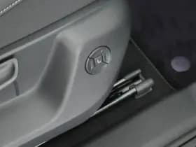 Volkswagen Tiguan 1.5 272pk eHybrid R-Line Edition Black Style Trekhaak 360Camera Keyless Massage Virtual Cockpit Panoramadak Navigatie thumbnail 44