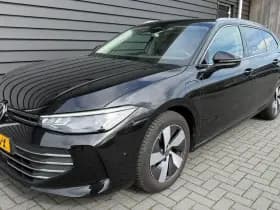 Volkswagen Passat Variant 1.5 eHybrid 204pk Business Trekhaak Camera Leder/Alcantara Stoel+ Stuurverwarming Massage Led Navigatie