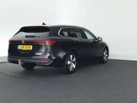 Volkswagen Passat thumbnail 11