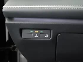 Volkswagen Passat thumbnail 18