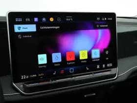 Volkswagen Passat thumbnail 30