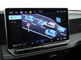 Volkswagen Passat thumbnail 32