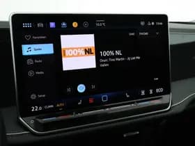 Volkswagen Passat thumbnail 41