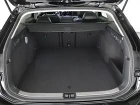 Volkswagen Passat thumbnail 56