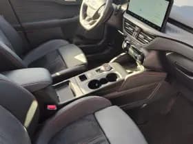 Ford Kuga 2.5 PHEV 224pk ST-Line X Panoramadak Trekhaak Stoelverwarming HUD B&O Audio thumbnail 3