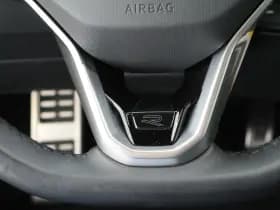 Volkswagen T-Roc 1.5 TSI 150pk DSG 2x R-Line Stoelverwarming App-Connect Led thumbnail 16