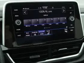 Volkswagen T-Roc 1.5 TSI 150pk DSG 2x R-Line Stoelverwarming App-Connect Led thumbnail 18