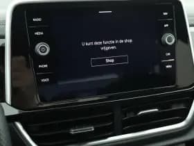 Volkswagen T-Roc 1.5 TSI 150pk DSG 2x R-Line Stoelverwarming App-Connect Led thumbnail 20