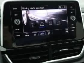 Volkswagen T-Roc 1.5 TSI 150pk DSG 2x R-Line Stoelverwarming App-Connect Led thumbnail 30