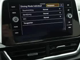 Volkswagen T-Roc 1.5 TSI 150pk DSG 2x R-Line Stoelverwarming App-Connect Led thumbnail 31