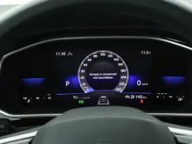 Volkswagen T-Roc 1.5 TSI 150pk DSG 2x R-Line Stoelverwarming App-Connect Led thumbnail 39