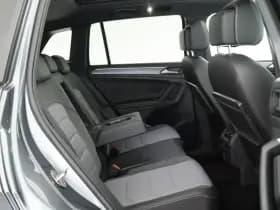 Volkswagen Tiguan 1.5 TSI 150pk DSG ACT 2x R-Line Black Style Trekhaak Camera Keyless Virtual Cockpit Panoramadak Navigatie thumbnail 15