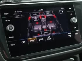 Volkswagen Tiguan 1.5 TSI 150pk DSG ACT 2x R-Line Black Style Trekhaak Camera Keyless Virtual Cockpit Panoramadak Navigatie thumbnail 33