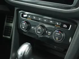 Volkswagen Tiguan 1.5 TSI 150pk DSG ACT 2x R-Line Black Style Trekhaak Camera Keyless Virtual Cockpit Panoramadak Navigatie thumbnail 39