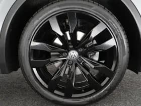Volkswagen Tiguan 1.5 TSI 150pk DSG ACT 2x R-Line Black Style Trekhaak Camera Keyless Virtual Cockpit Panoramadak Navigatie thumbnail 60