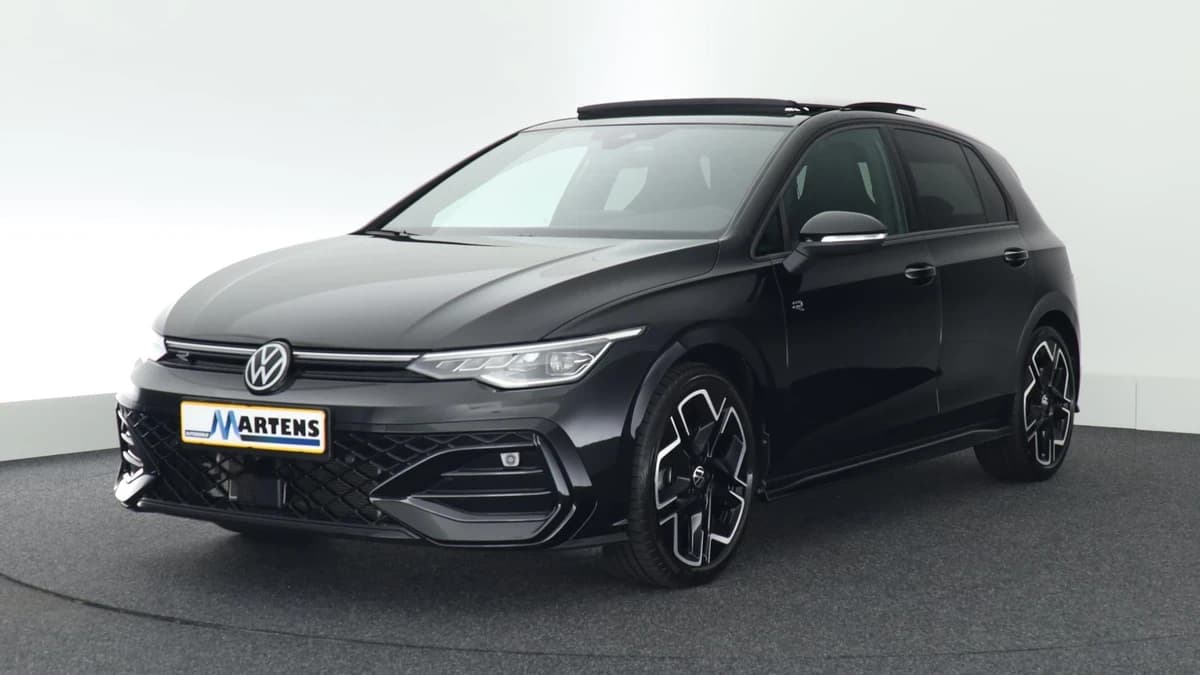 Volkswagen Golf 1.5 eTSI 150pk DSG R-Line Edition Camera Panoramadak Keyless Virtual Cockpit Navigatie — foto 1