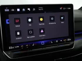 Volkswagen Golf 1.5 eTSI 150pk DSG R-Line Edition Camera Panoramadak Keyless Virtual Cockpit Navigatie thumbnail 22