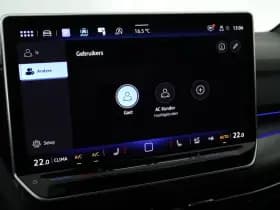 Volkswagen Golf 1.5 eTSI 150pk DSG R-Line Edition Camera Panoramadak Keyless Virtual Cockpit Navigatie thumbnail 23