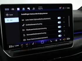 Volkswagen Golf 1.5 eTSI 150pk DSG R-Line Edition Camera Panoramadak Keyless Virtual Cockpit Navigatie thumbnail 29