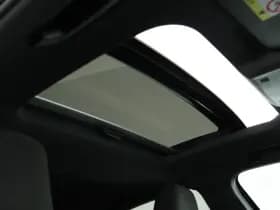 Volkswagen Golf 1.5 eTSI 150pk DSG R-Line Edition Camera Panoramadak Keyless Virtual Cockpit Navigatie thumbnail 39