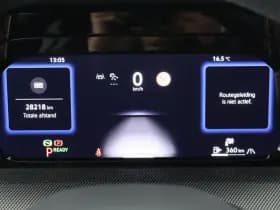 Volkswagen Golf 1.5 eTSI 150pk DSG R-Line Edition Camera Panoramadak Keyless Virtual Cockpit Navigatie thumbnail 42