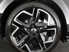 Volkswagen Golf 1.5 eTSI 150pk DSG R-Line Edition Camera Panoramadak Keyless Virtual Cockpit Navigatie thumbnail 51