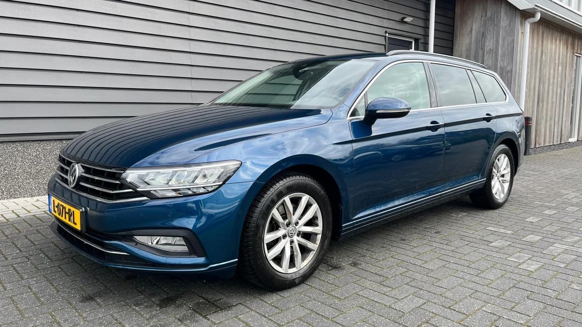 Volkswagen Passat Variant 1.5 TSI 150pk DSG Business Trekhaak Navigatie Adaptive cruise — foto 1