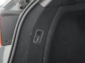 Audi A4 Avant 2.0 TFSI MHEV Sport S line black edition thumbnail 48