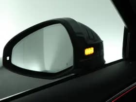 Audi A4 Avant 2.0 TFSI MHEV Sport S line black edition thumbnail 6