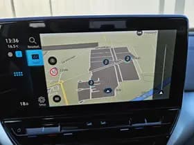 Volkswagen ID.4 Pure 52 kWh Trekhaak Navigatie Parkeersensoren Adaptive Cruise Apple CarPlay/Android Auto thumbnail 3