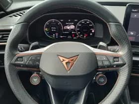 CUPRA Formentor 1.4 e-Hybrid 245pk VZ Performance Panoramadak Camera Navigatie thumbnail 5