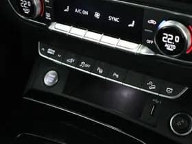 Audi Q5 50 TFSI e 299pk S edition Keyless Camera Head-Up Virtual Cockpit Ambianceverlichting Navigatie 2x S-Line thumbnail 36
