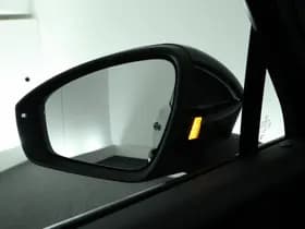 Volkswagen Tiguan 1.5 272pk eHybrid R-Line Edition Trekhaak Camera Panoramadak Keyless Carplay thumbnail 6