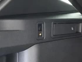 Volkswagen Tiguan 1.5 272pk eHybrid R-Line Edition Trekhaak Camera Panoramadak Keyless Carplay thumbnail 62