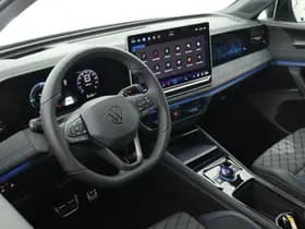 Volkswagen Tiguan 1.5 272pk eHybrid R-Line Business Black Style 360Camera Head-Up Keyless Massage Carplay thumbnail 3