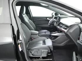 Audi Q4 e-tron thumbnail 14