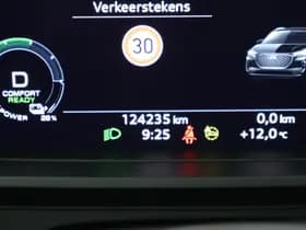 Audi Q4 e-tron thumbnail 54