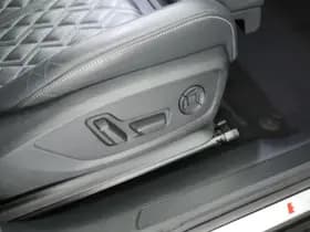 Audi Q4 e-tron thumbnail 8