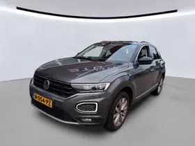 Volkswagen T-Roc 1.5 TSI 150pk DSG Sport Camera Trekhaak Stoelverwarming