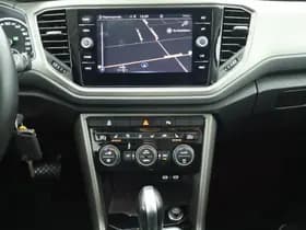 Volkswagen T-Roc thumbnail 14