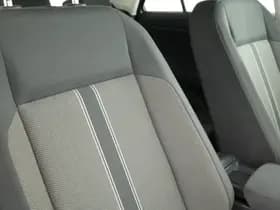 Volkswagen T-Roc thumbnail 35
