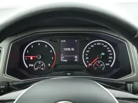 Volkswagen T-Roc thumbnail 37