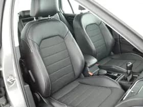 Volkswagen Golf 1.2 TSI 110pk Business Edition Connected Trekhaak Camera Stoelverwarming Navigatie thumbnail 2